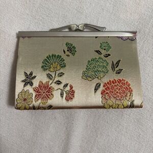 Vintage Japanese Embroidered Floral Silk Coin Purse Kiss Lock Clasp